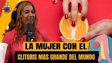 mujeres con clitoris grande